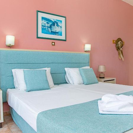 Theoni Apartments Malia  Ngoại thất bức ảnh