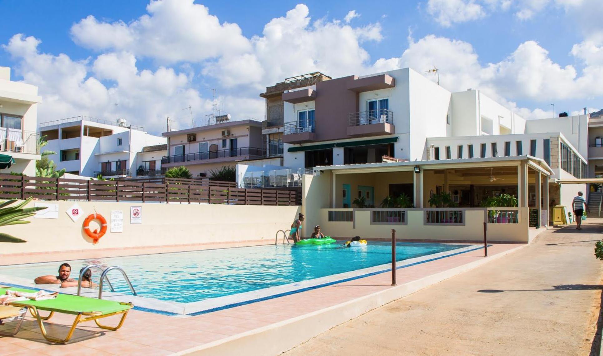 Theoni Apartments Malia  Ngoại thất bức ảnh