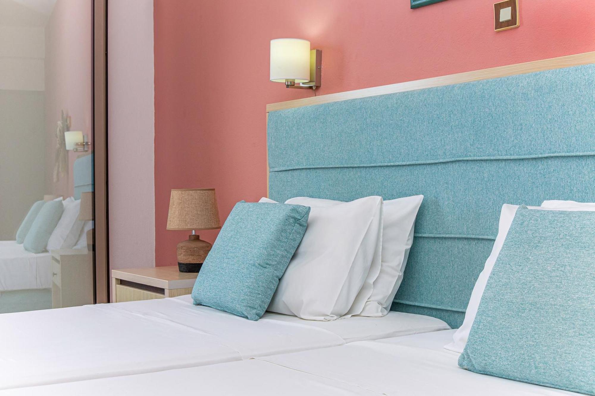 Theoni Apartments Malia  Ngoại thất bức ảnh